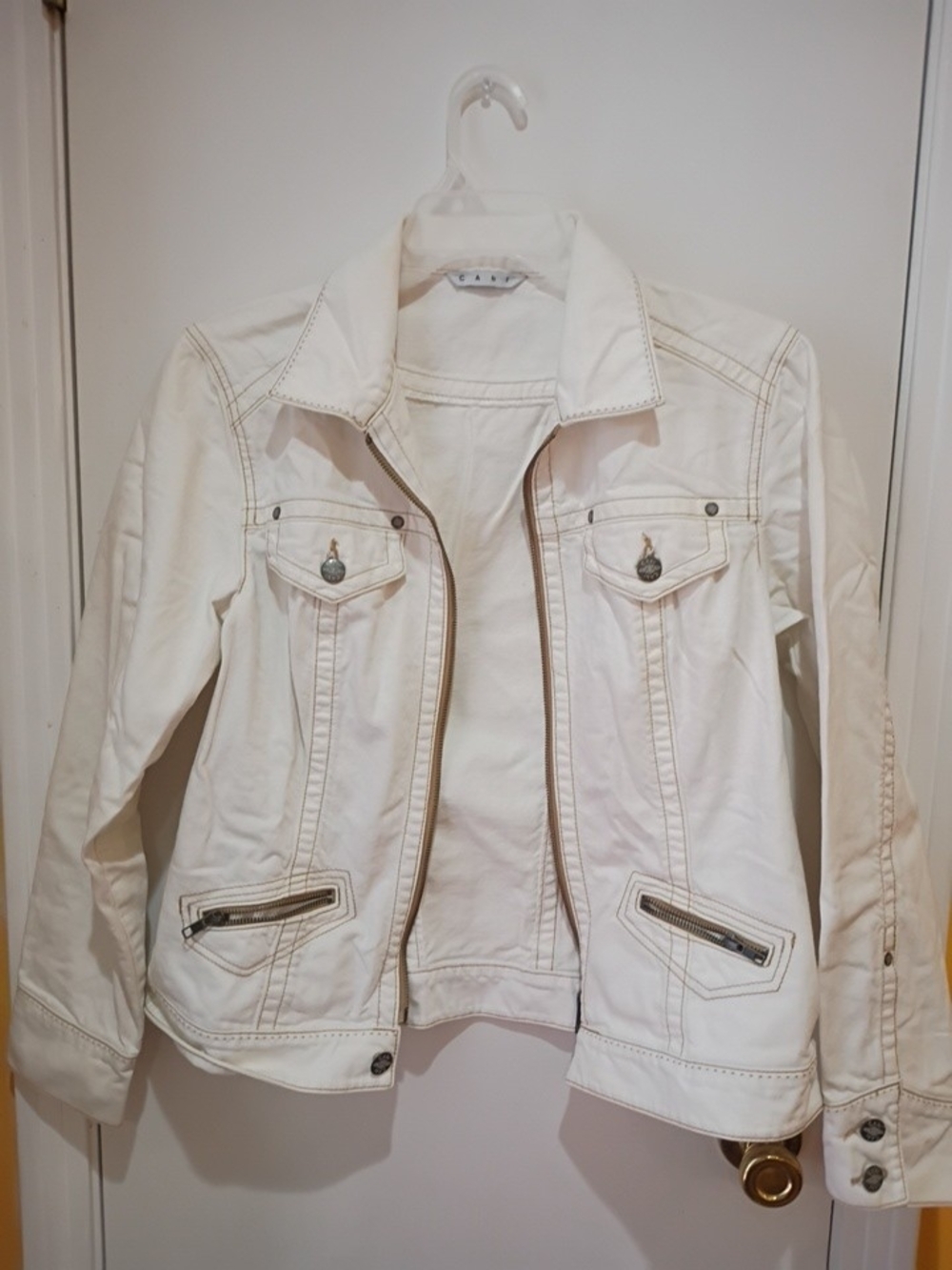 Cabi White Women's Denim Jacket - Classic Lightweight Coat